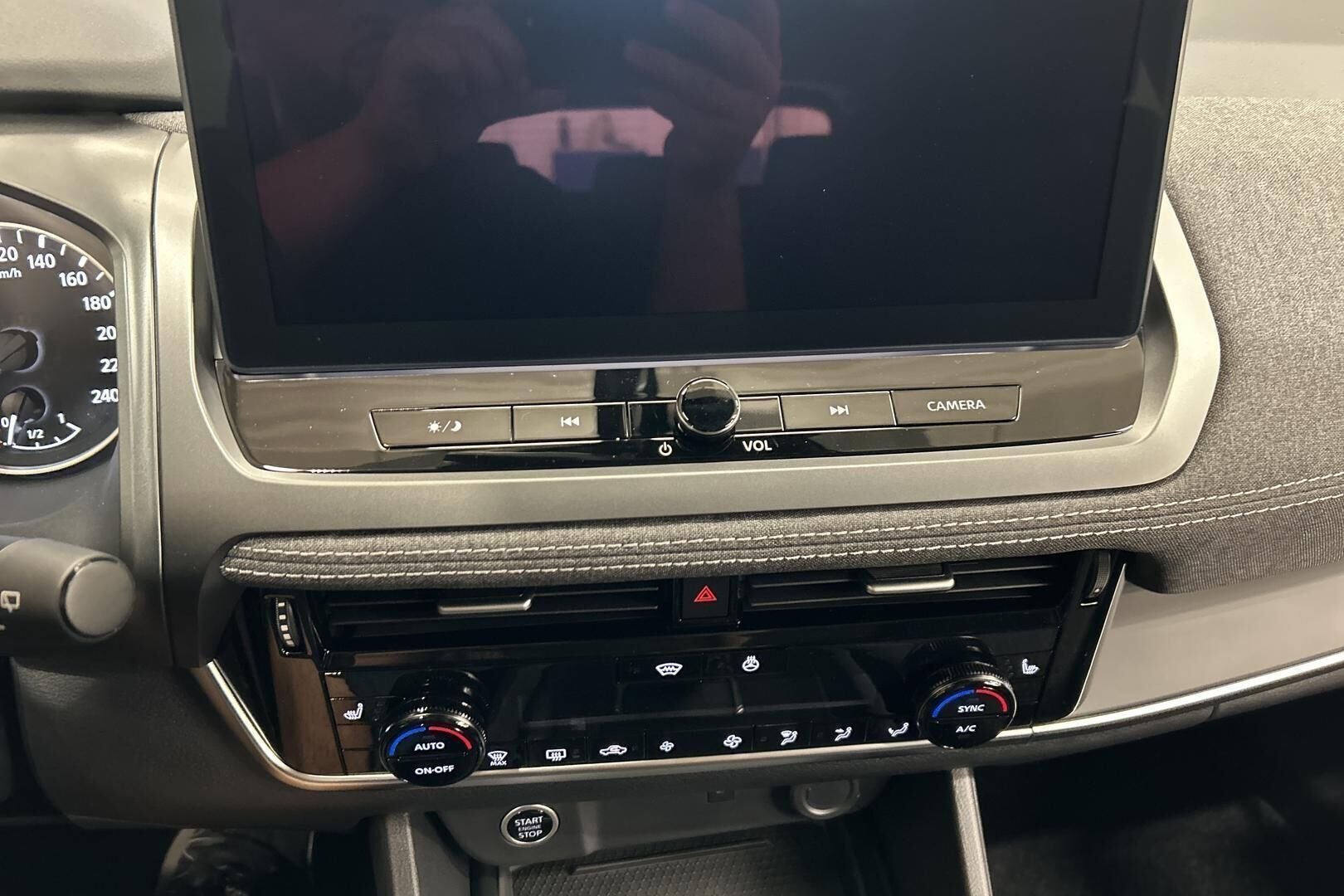 Nissan Qashqai iso kuva 17