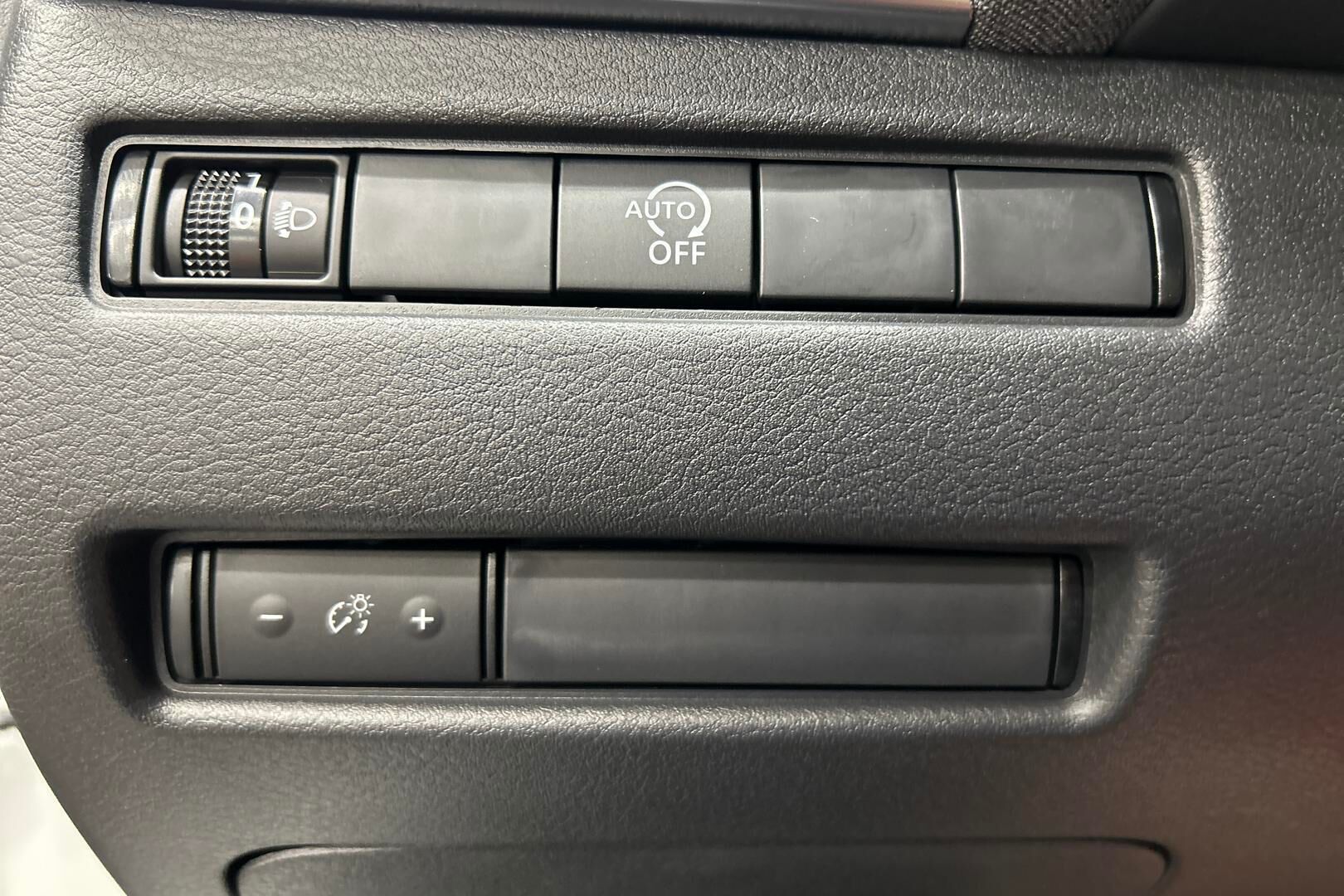 Nissan Qashqai iso kuva 18