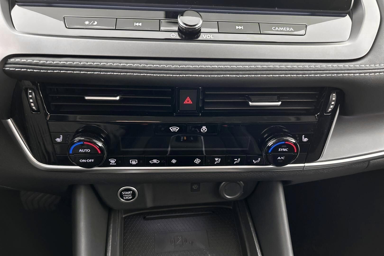 Nissan Qashqai iso kuva 17