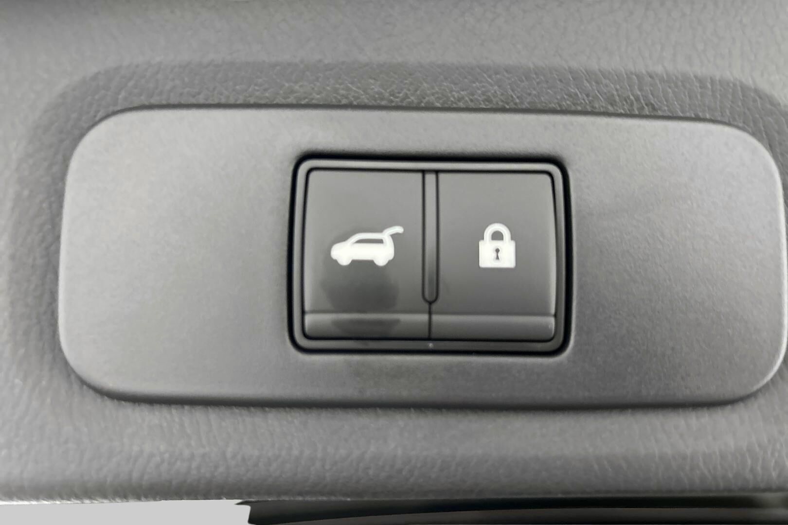 Nissan Qashqai iso kuva 27