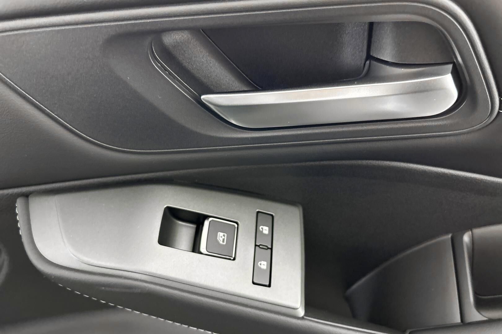 Nissan Qashqai iso kuva 29