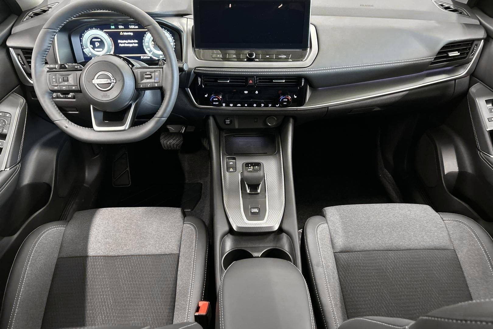 Nissan Qashqai iso kuva 10