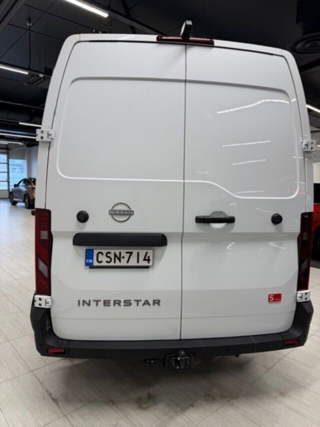 Nissan Interstar