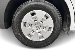 Nissan Interstar esikatselu 11