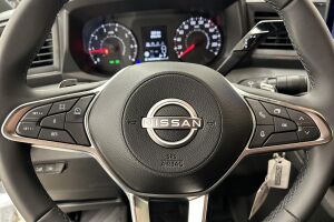 Nissan Interstar esikatselu 16