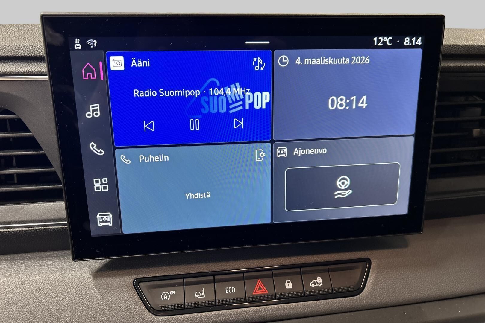 Nissan Interstar iso kuva 18