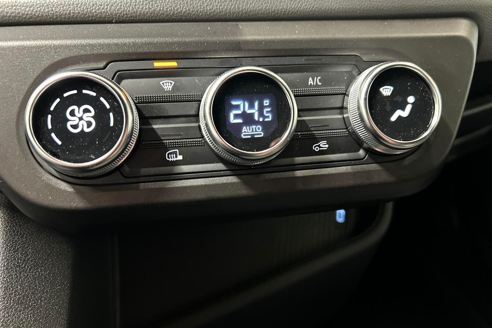 Nissan Interstar iso kuva 20