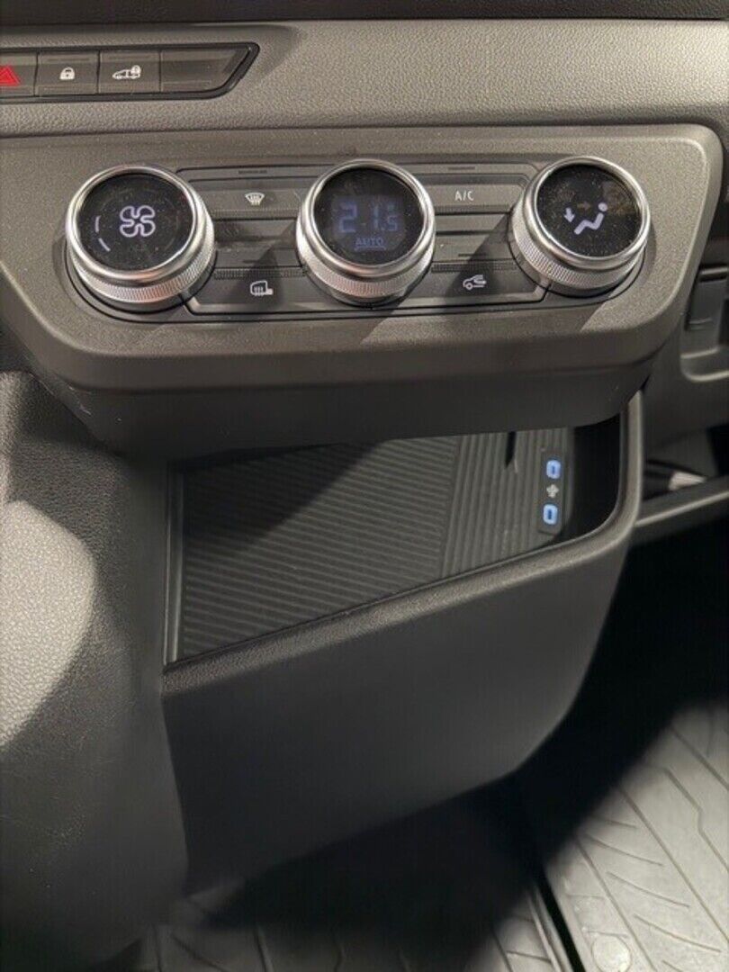 Nissan Interstar iso kuva 8