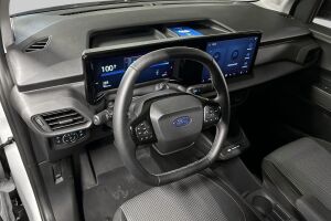 Ford Transit Courier esikatselu 23