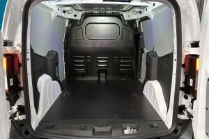 Ford Transit Courier esikatselu 24