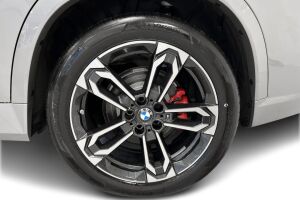 BMW iX1 esikatselu 7