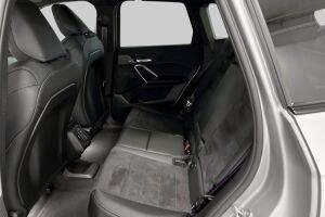 BMW iX1 esikatselu 5