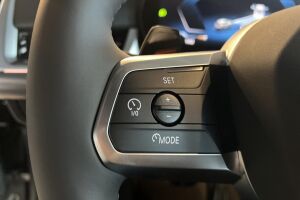 BMW iX2 esikatselu 14