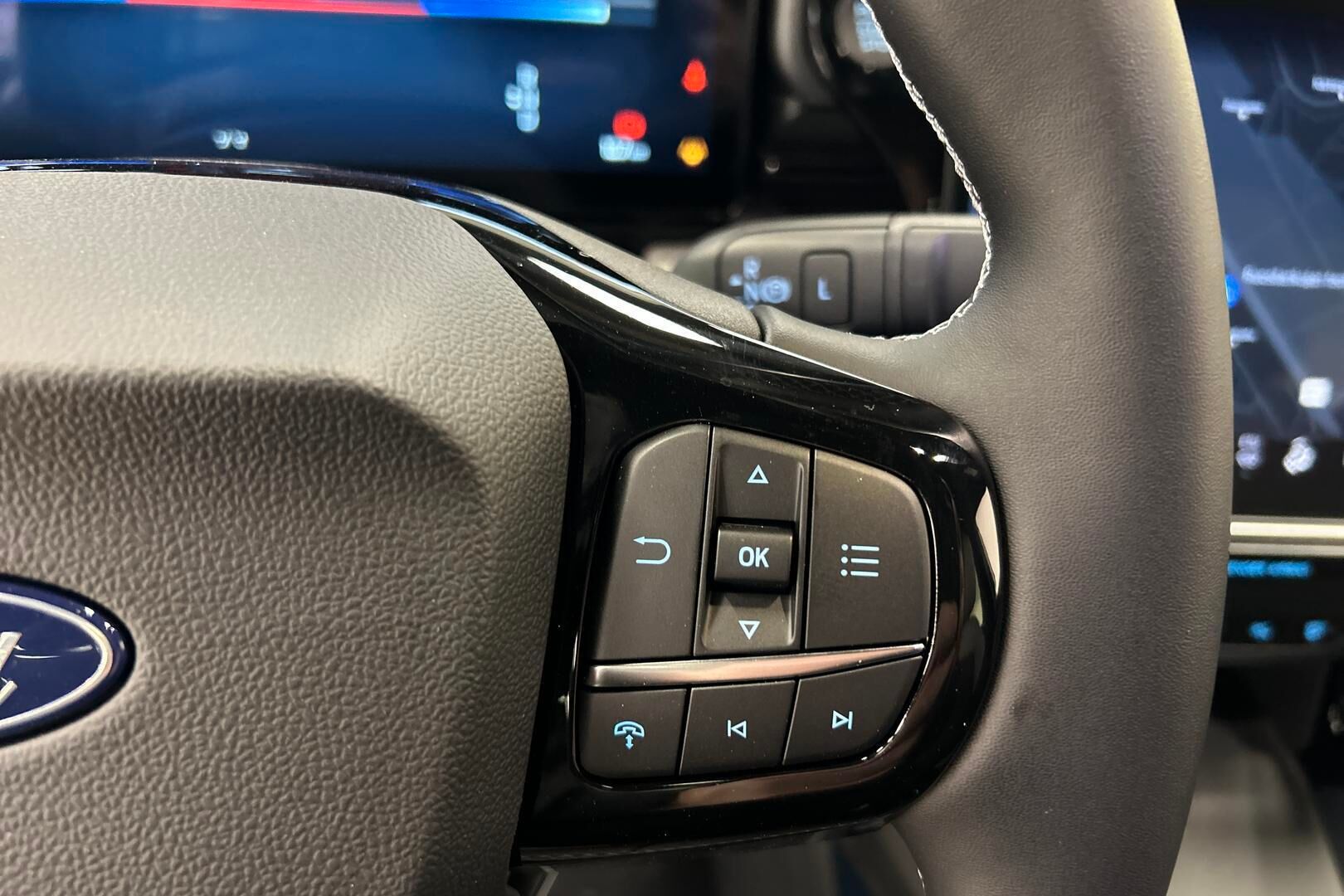 Ford Puma Gen-E iso kuva 12