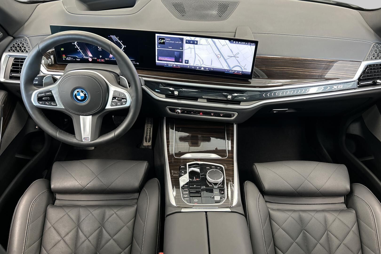 BMW X5 iso kuva 10