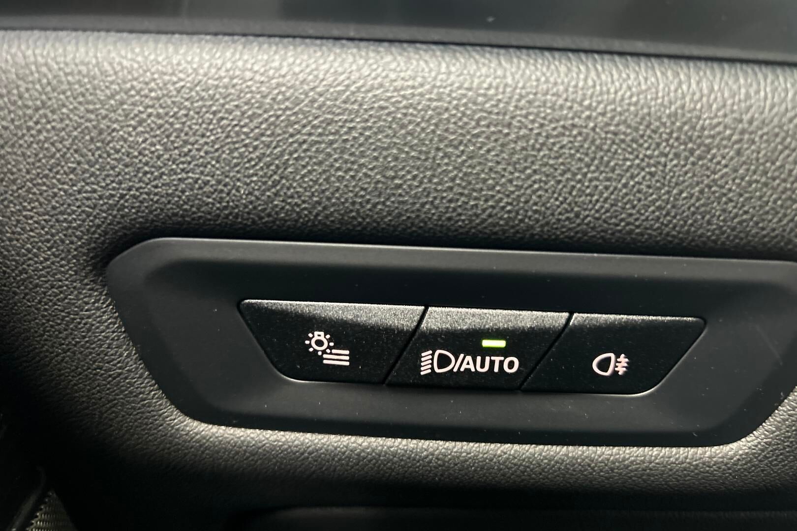 BMW X5 iso kuva 21