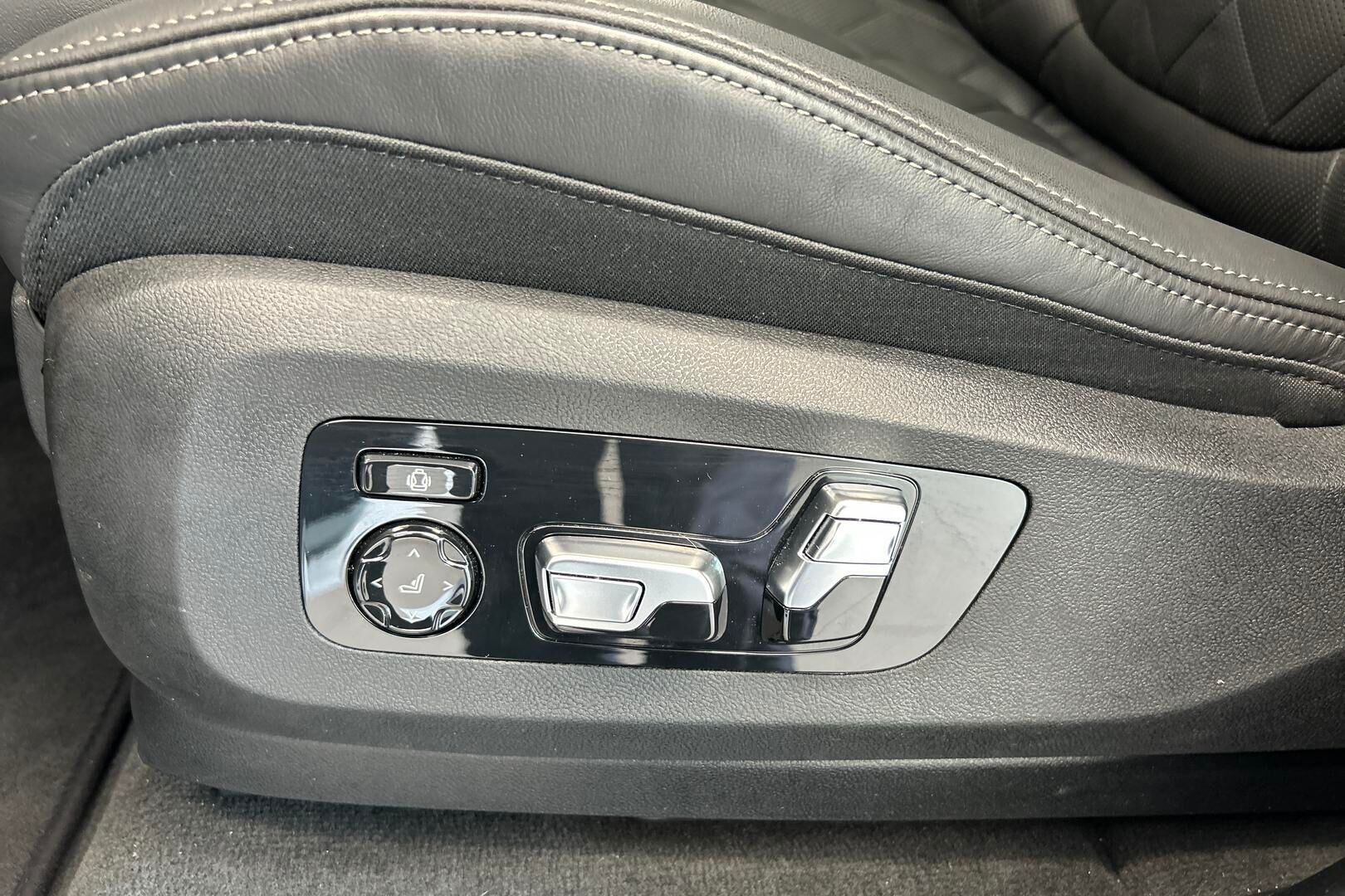 BMW X5 iso kuva 23