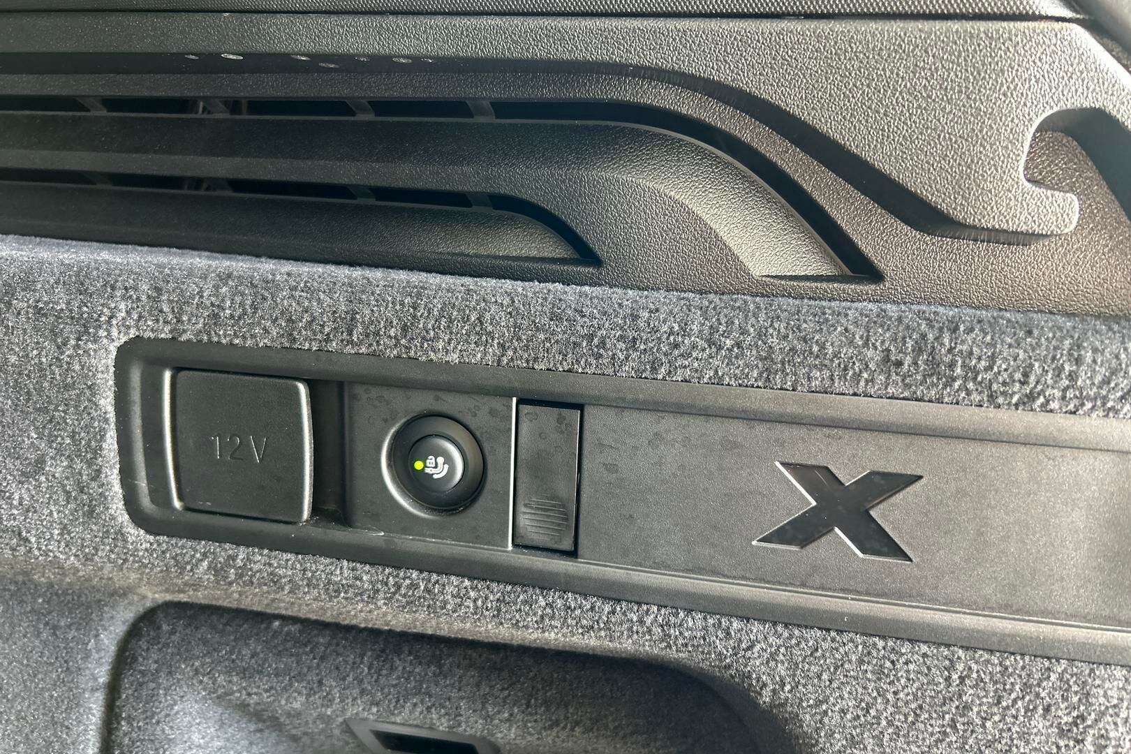 BMW X5 iso kuva 29