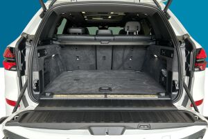 BMW X5 esikatselu 30