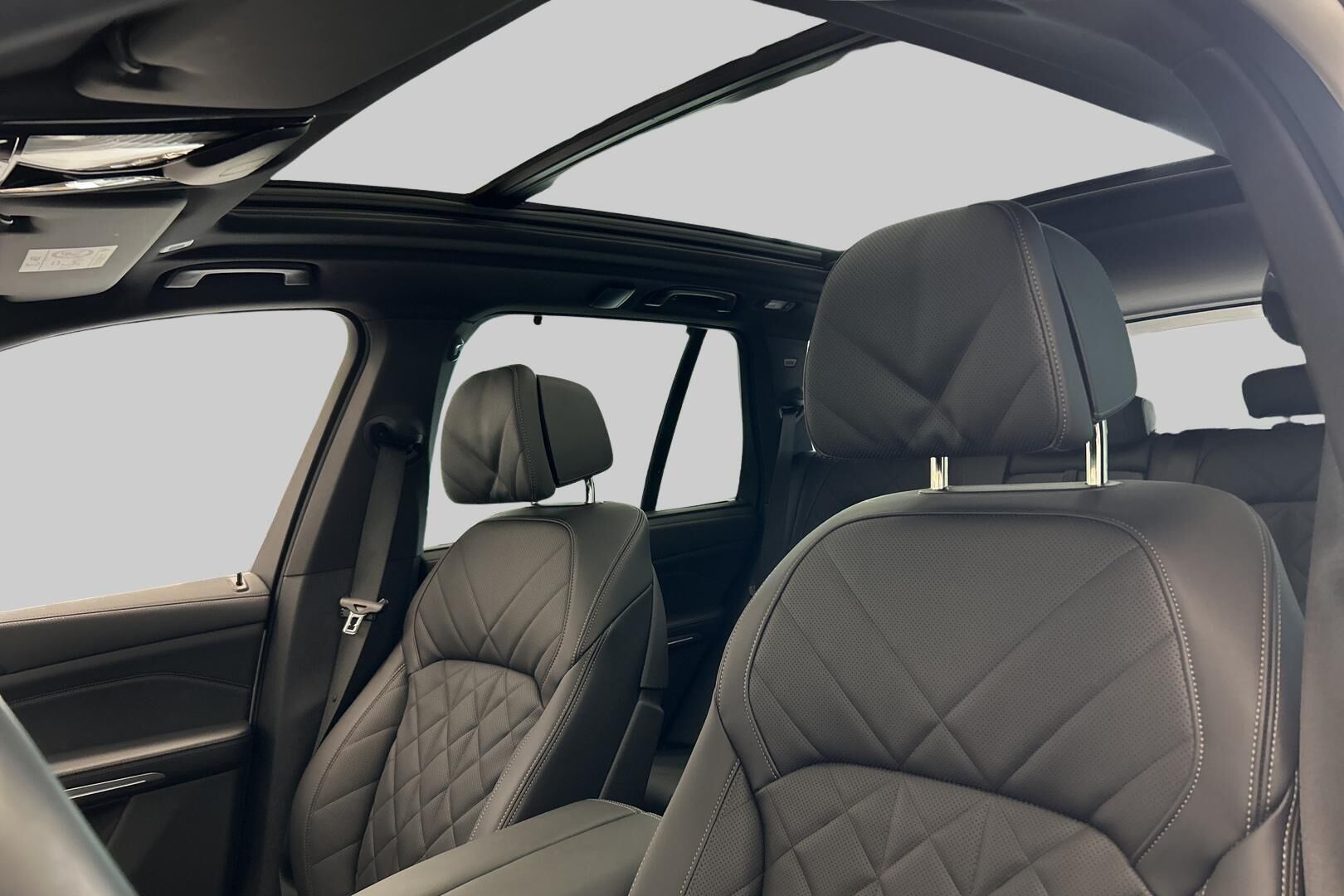 BMW X5 iso kuva 32