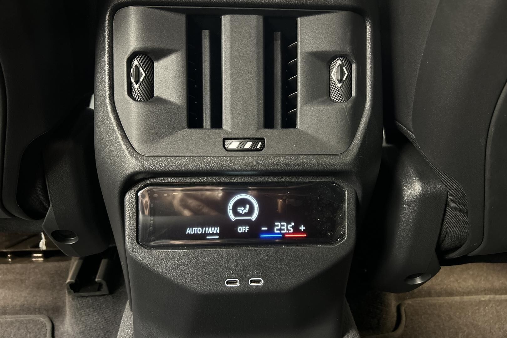 BMW X3 iso kuva 23