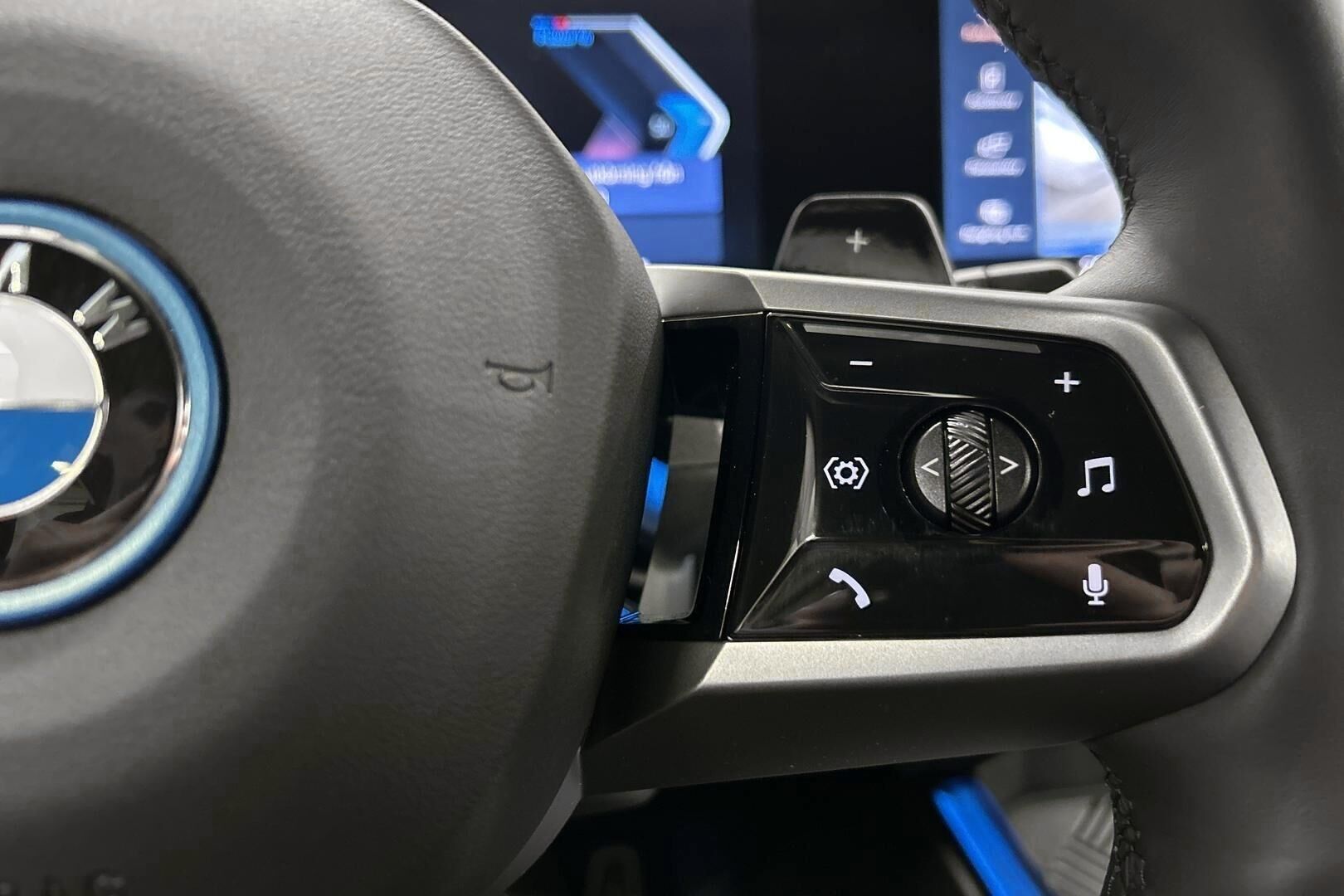 BMW X3 iso kuva 17