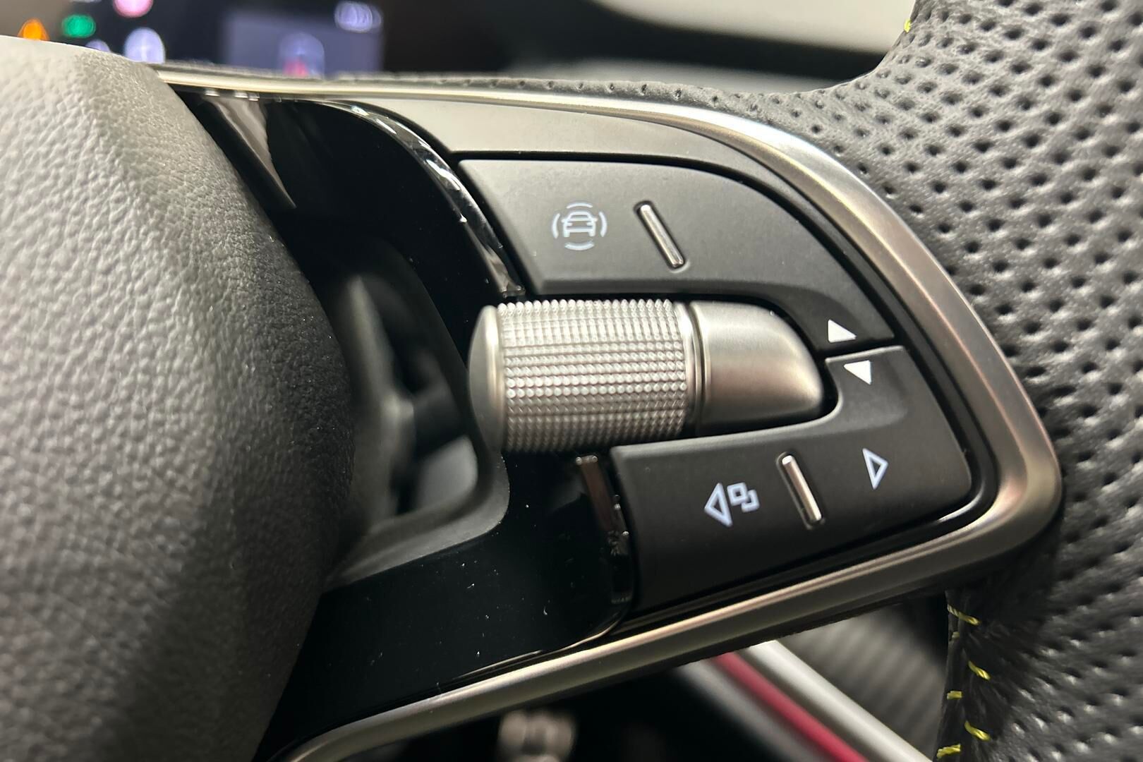 Skoda Enyaq iso kuva 11