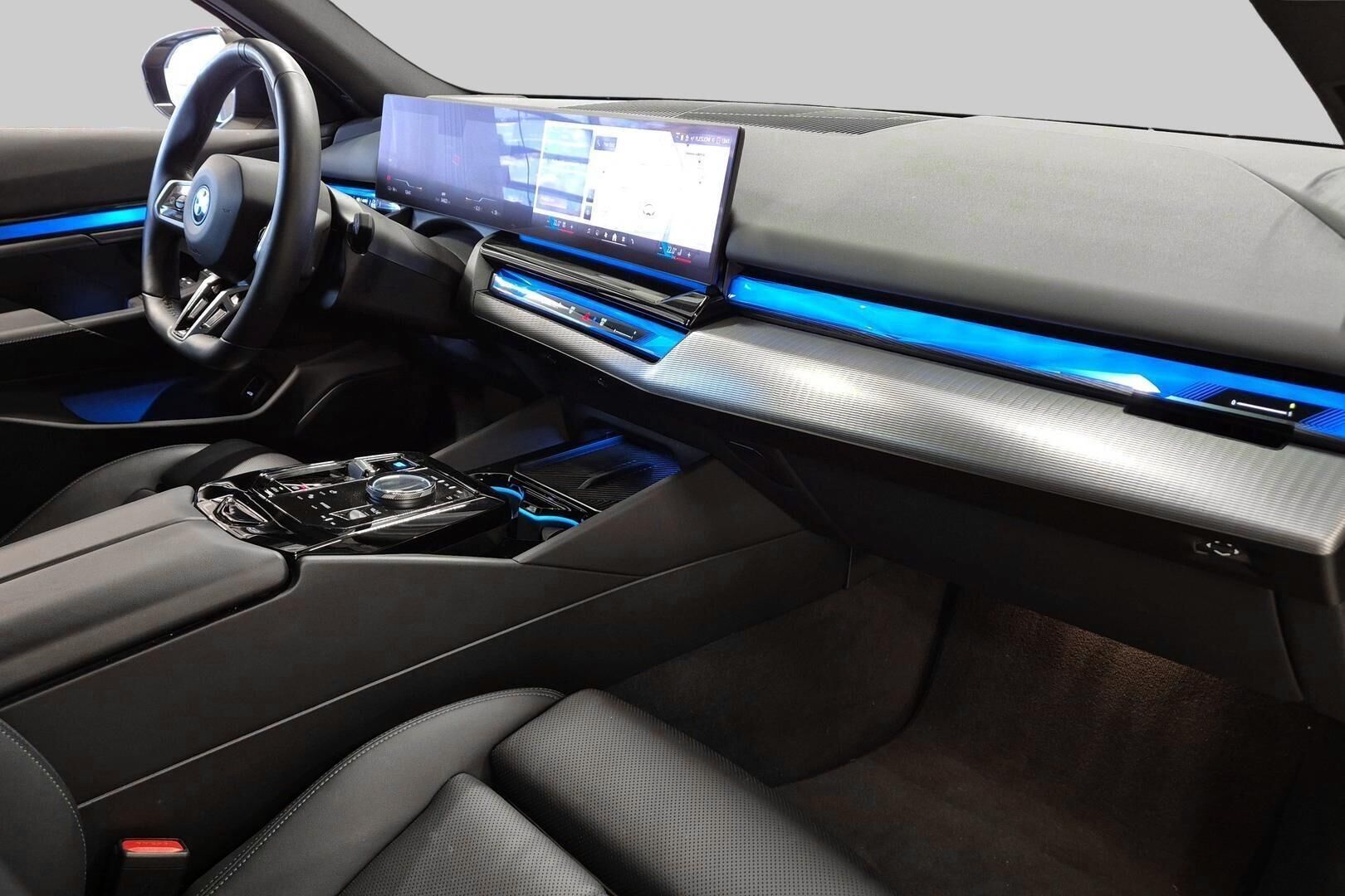BMW I5 iso kuva 4