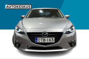 Mazda 3 esikatselu 1