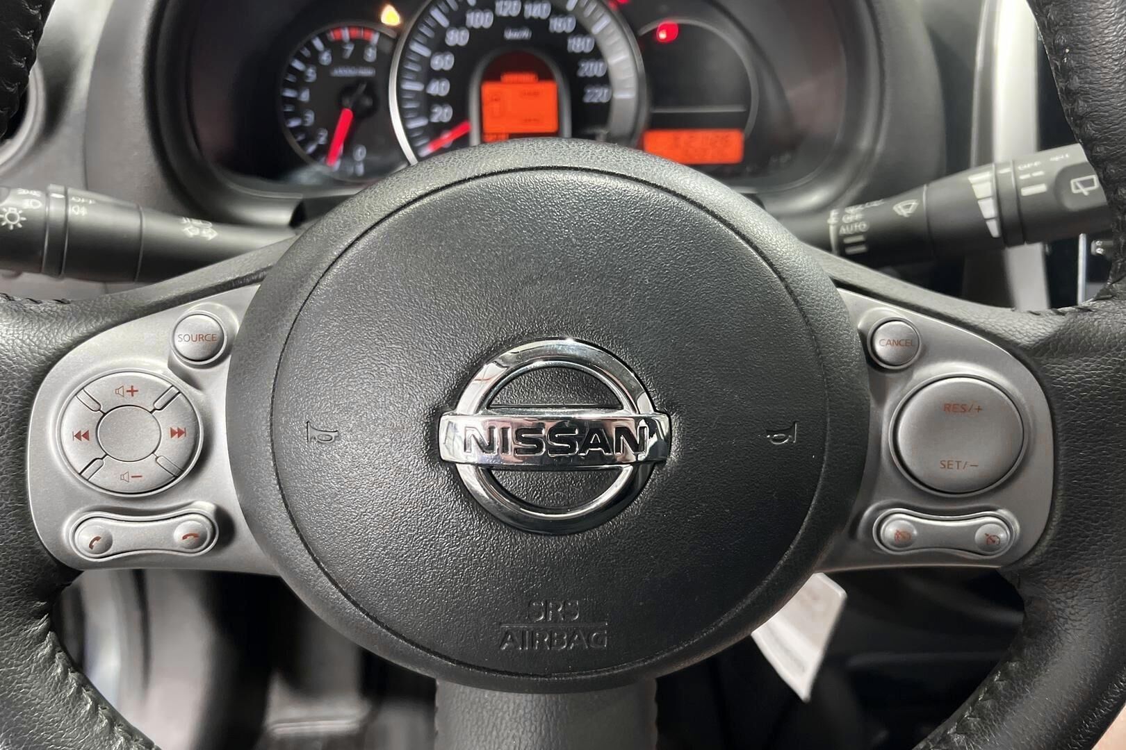 Nissan Micra iso kuva 11
