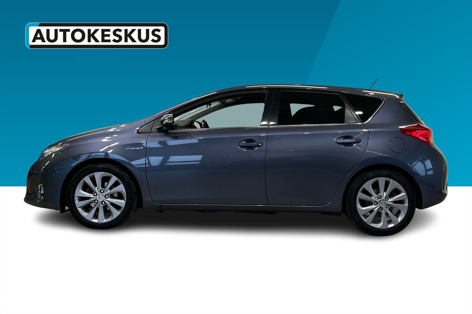 Toyota Auris iso kuva 3