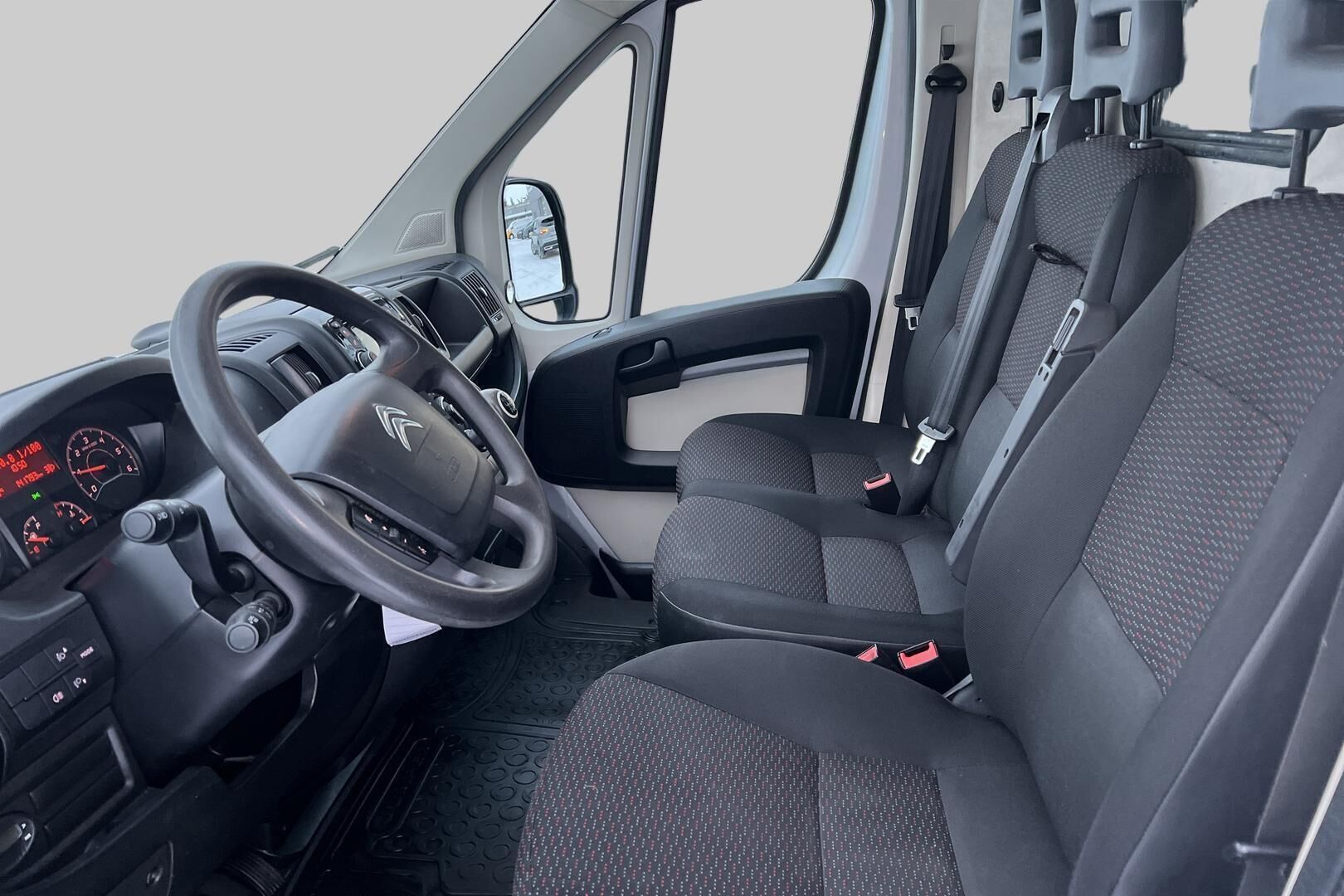 Citroen Jumper iso kuva 11