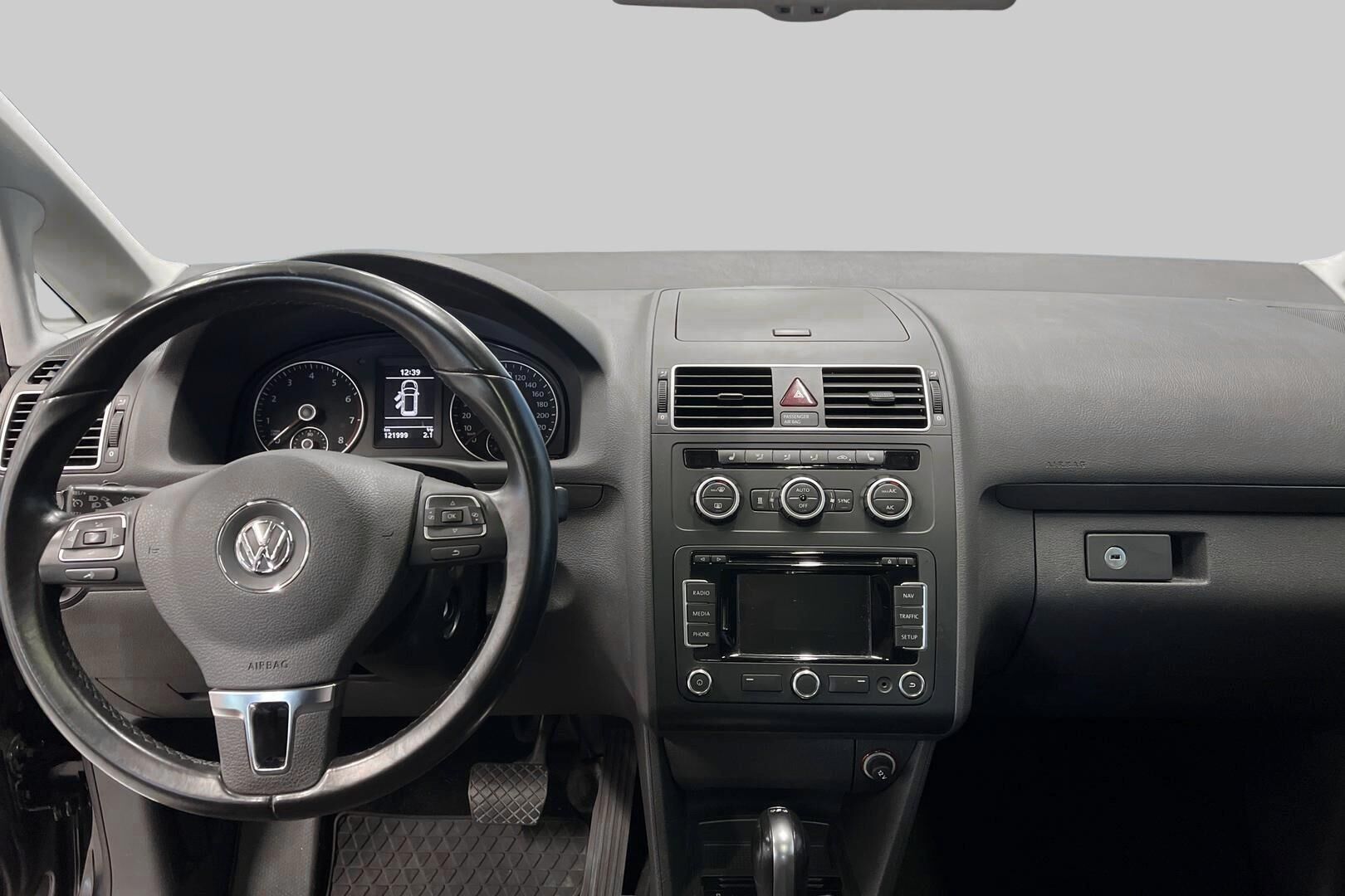 Volkswagen Touran iso kuva 11