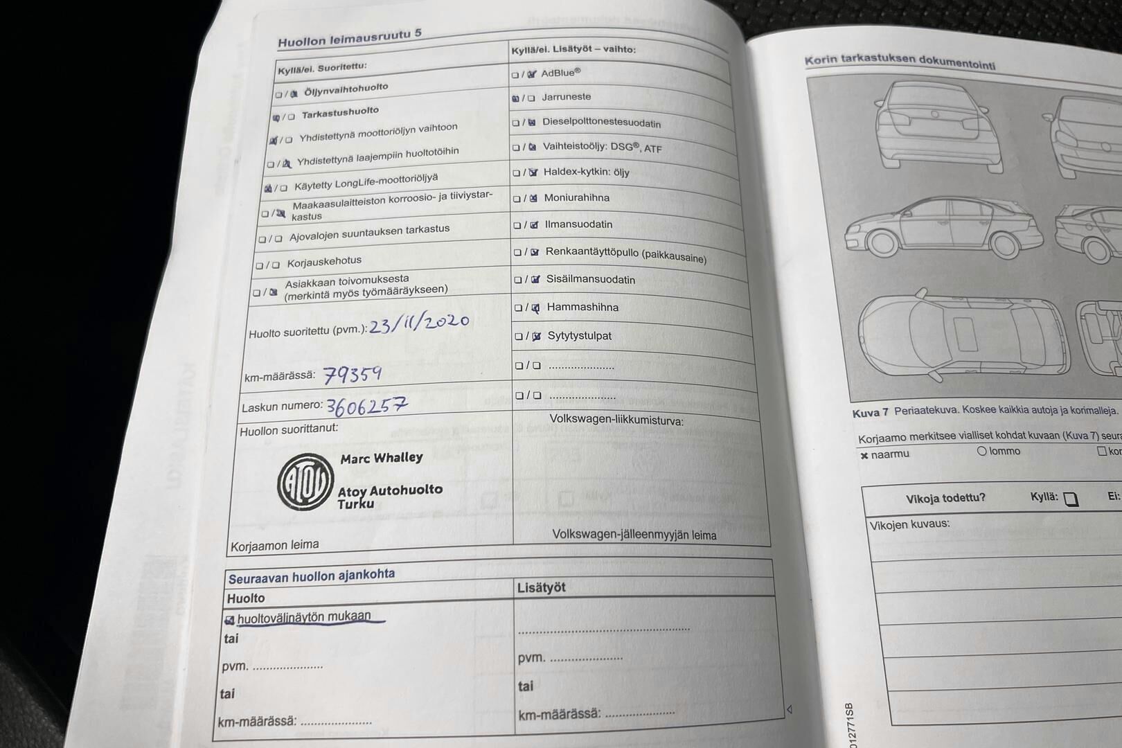 Volkswagen Touran iso kuva 19