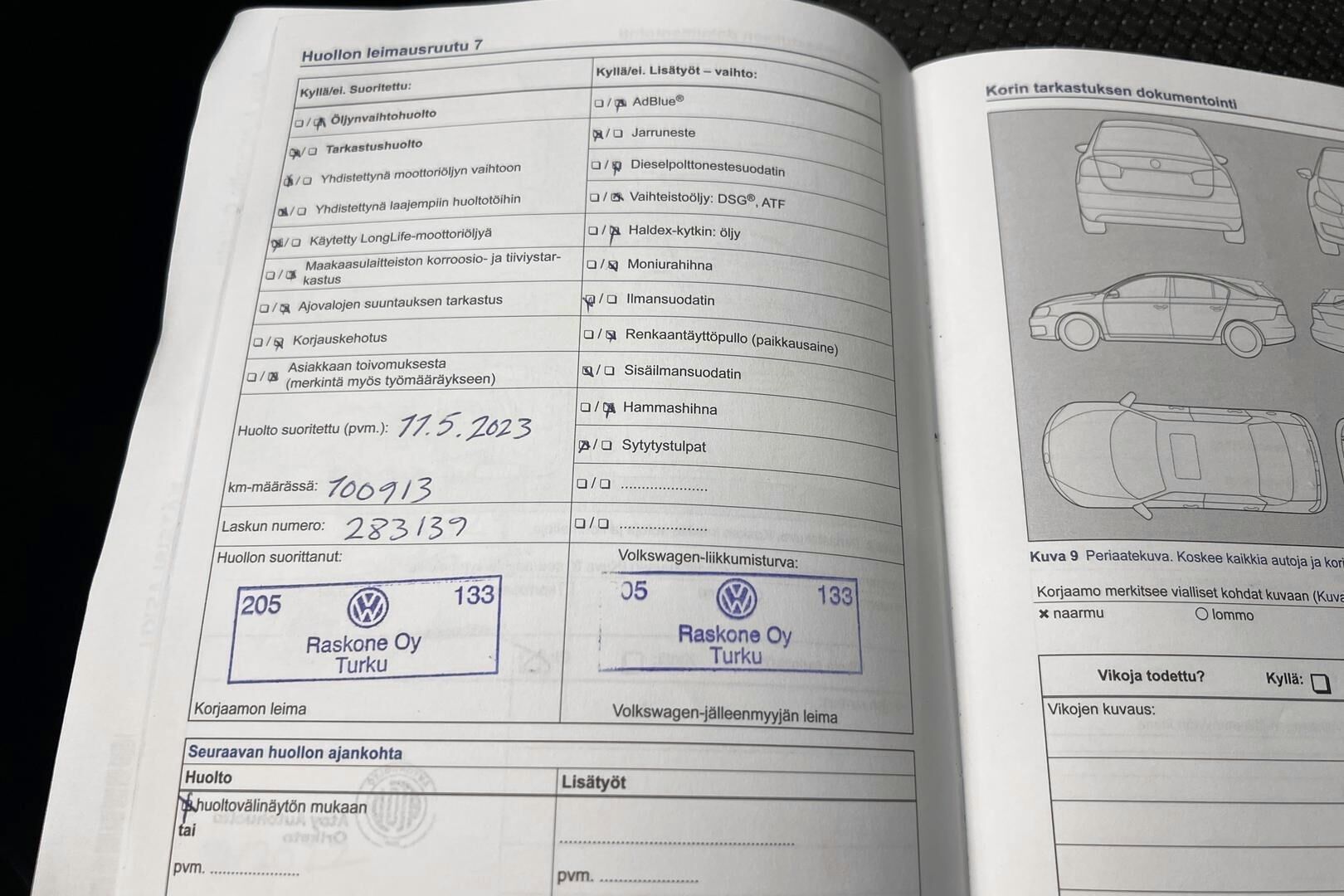 Volkswagen Touran iso kuva 21