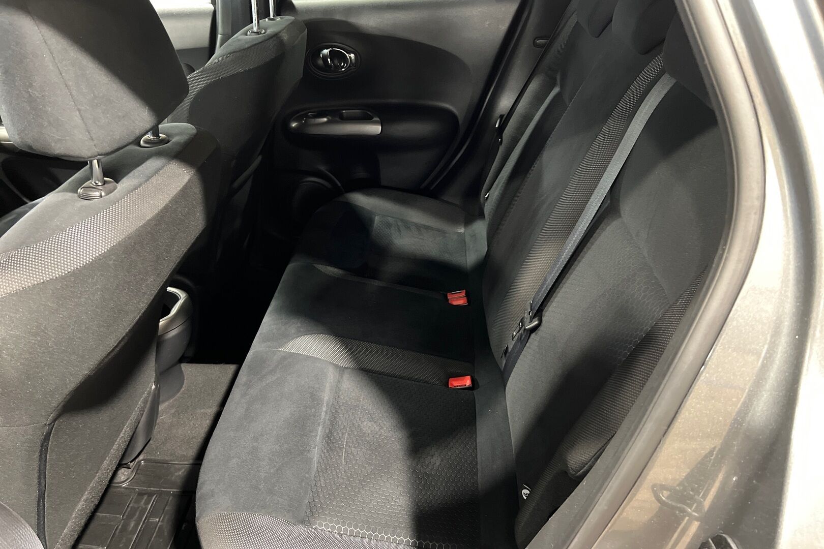 Nissan Juke iso kuva 11