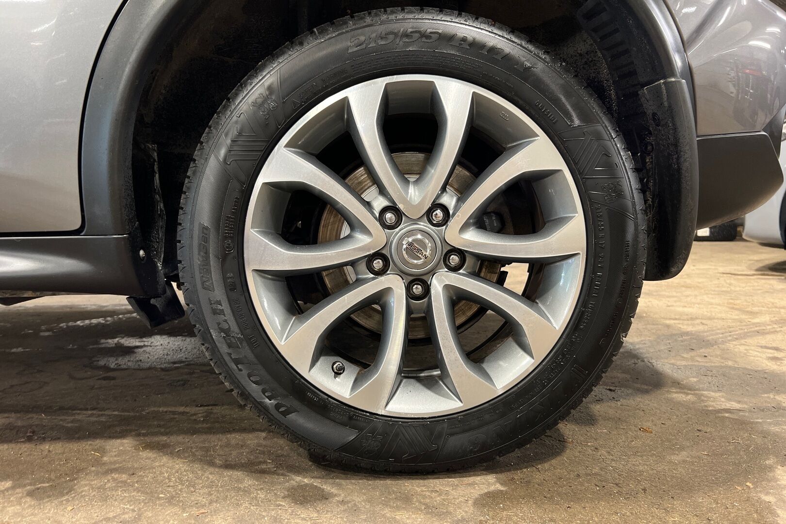Nissan Juke iso kuva 13
