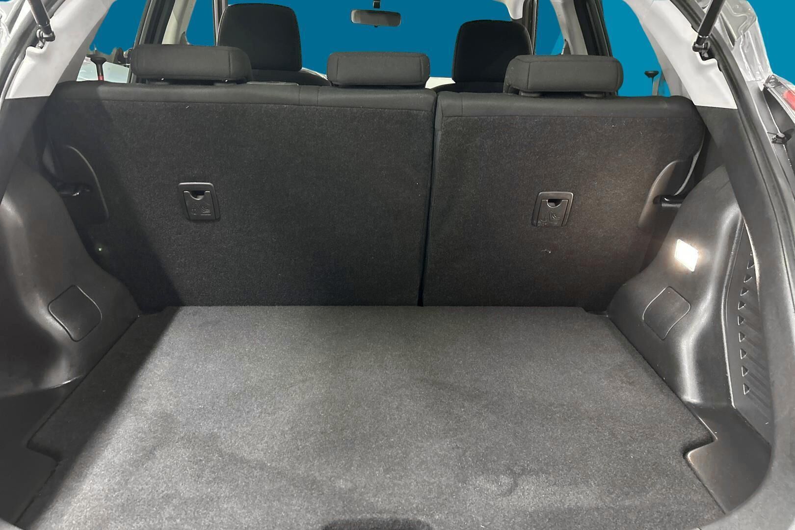 Nissan Juke iso kuva 11