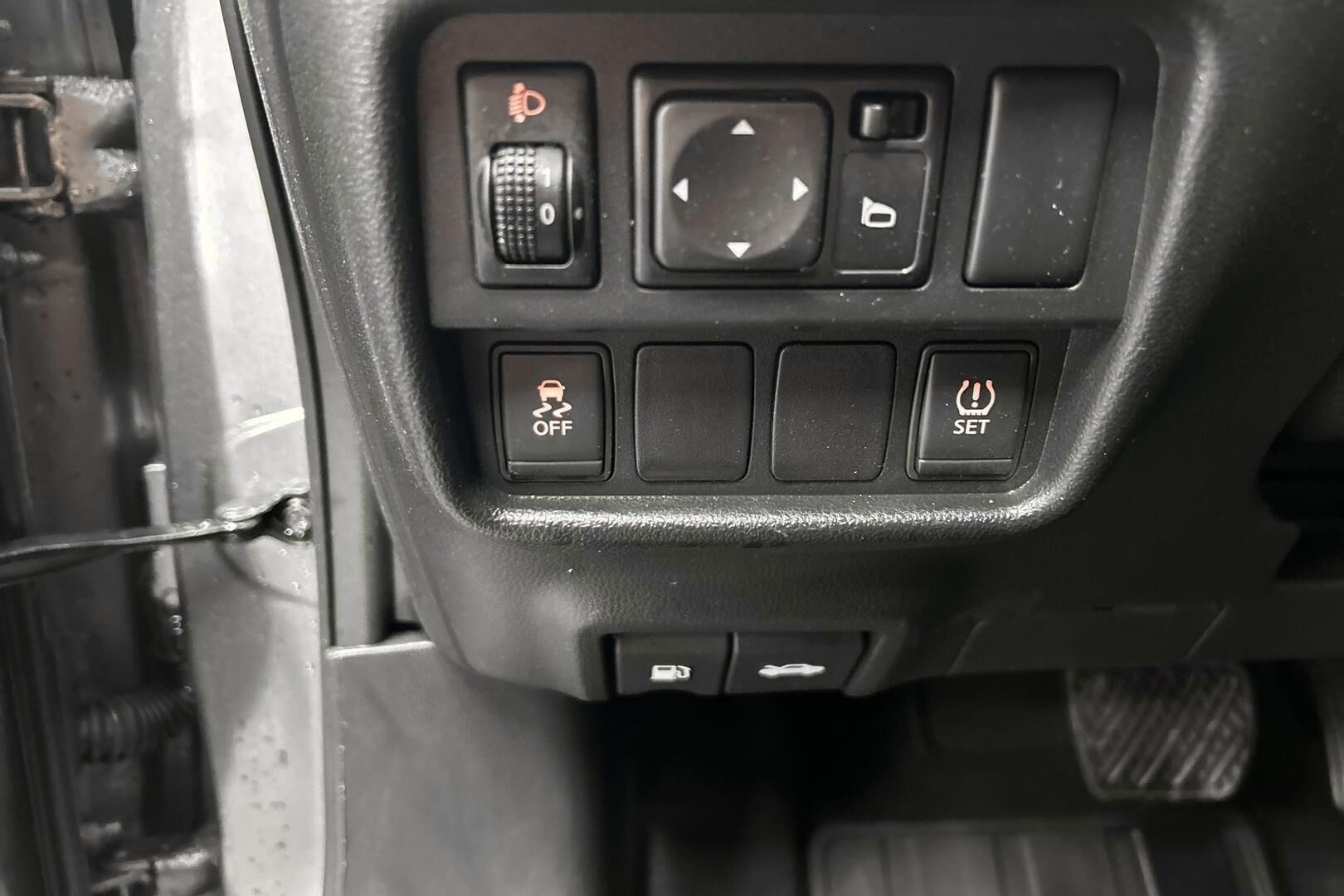 Nissan Juke iso kuva 14