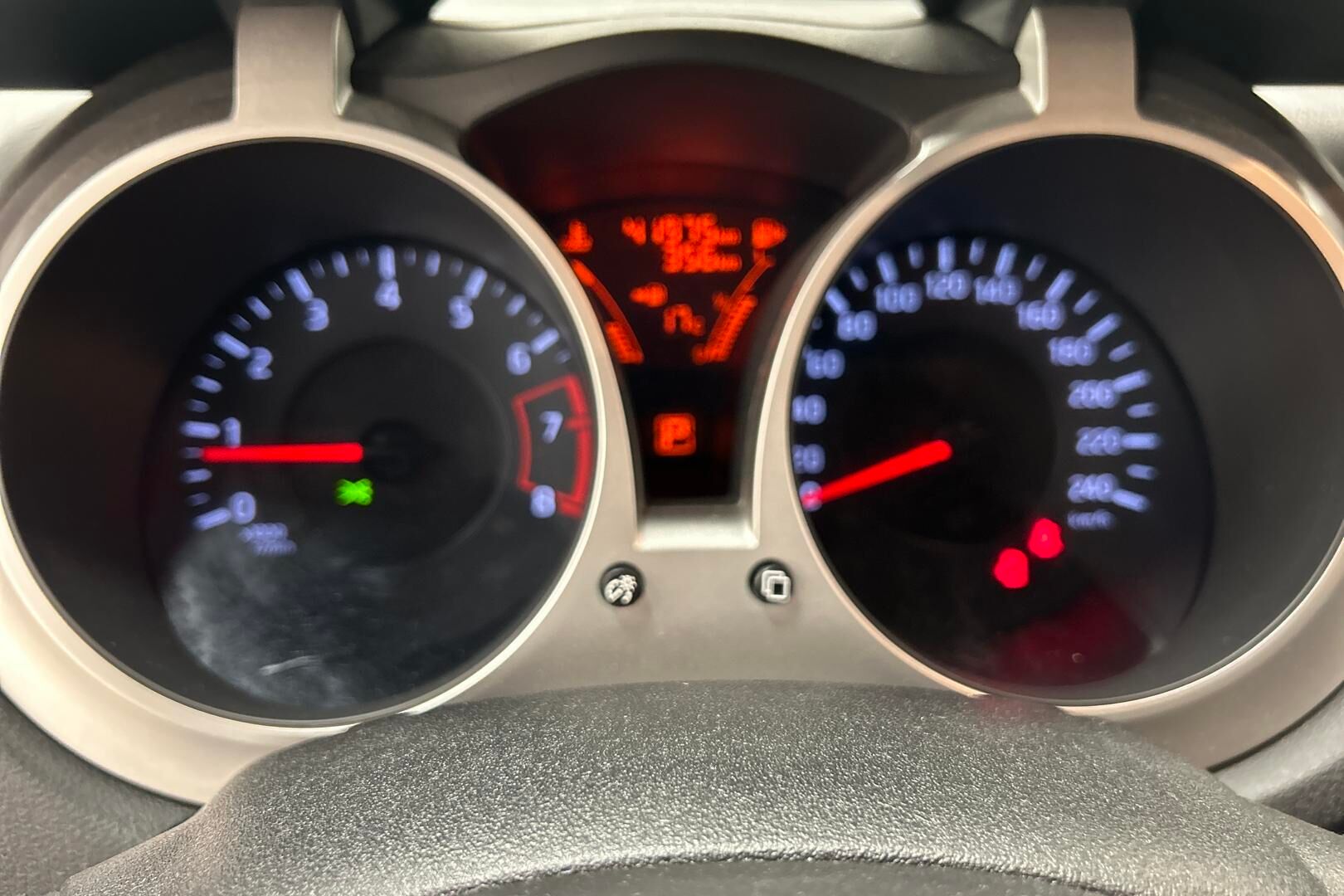 Nissan Juke iso kuva 17