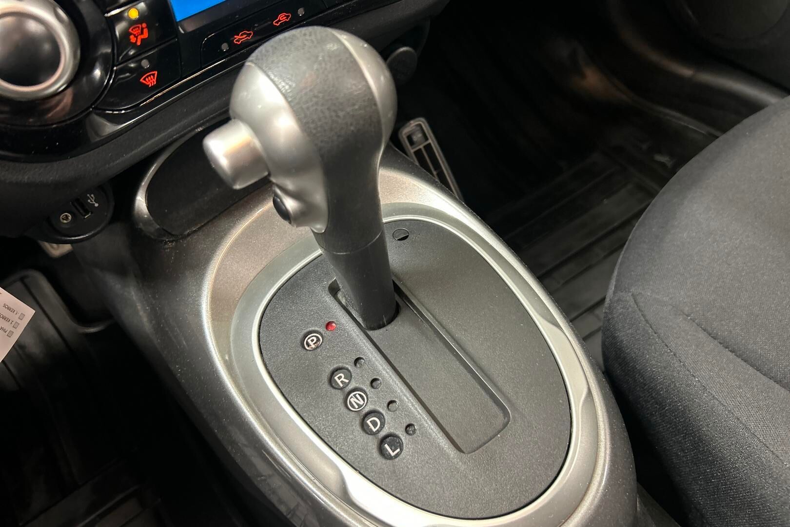 Nissan Juke iso kuva 20