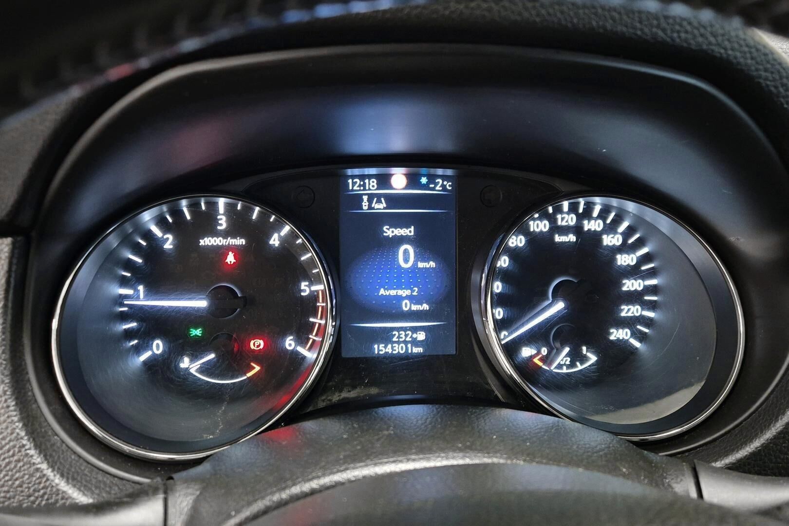 Nissan Qashqai iso kuva 14