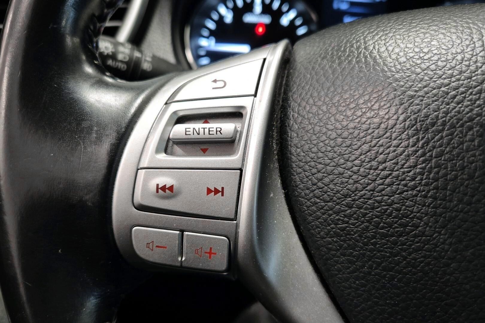 Nissan Qashqai iso kuva 19