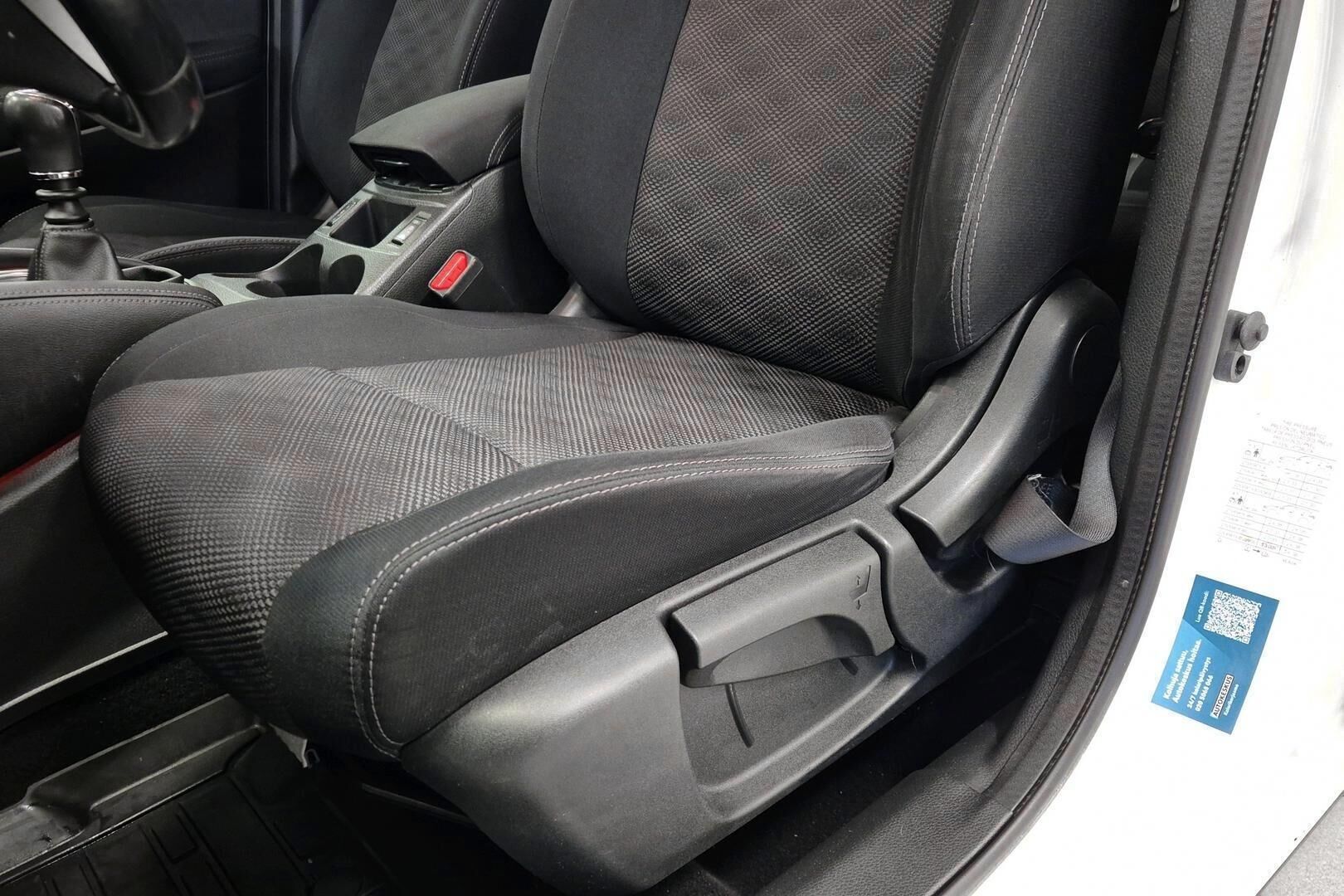 Nissan Qashqai iso kuva 22