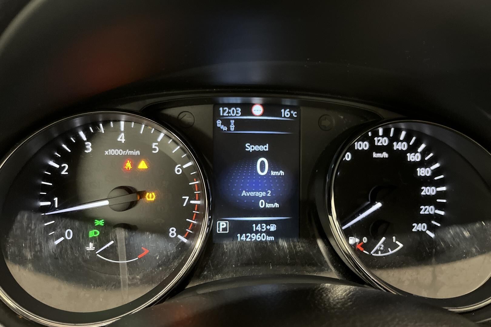 Nissan Qashqai iso kuva 15