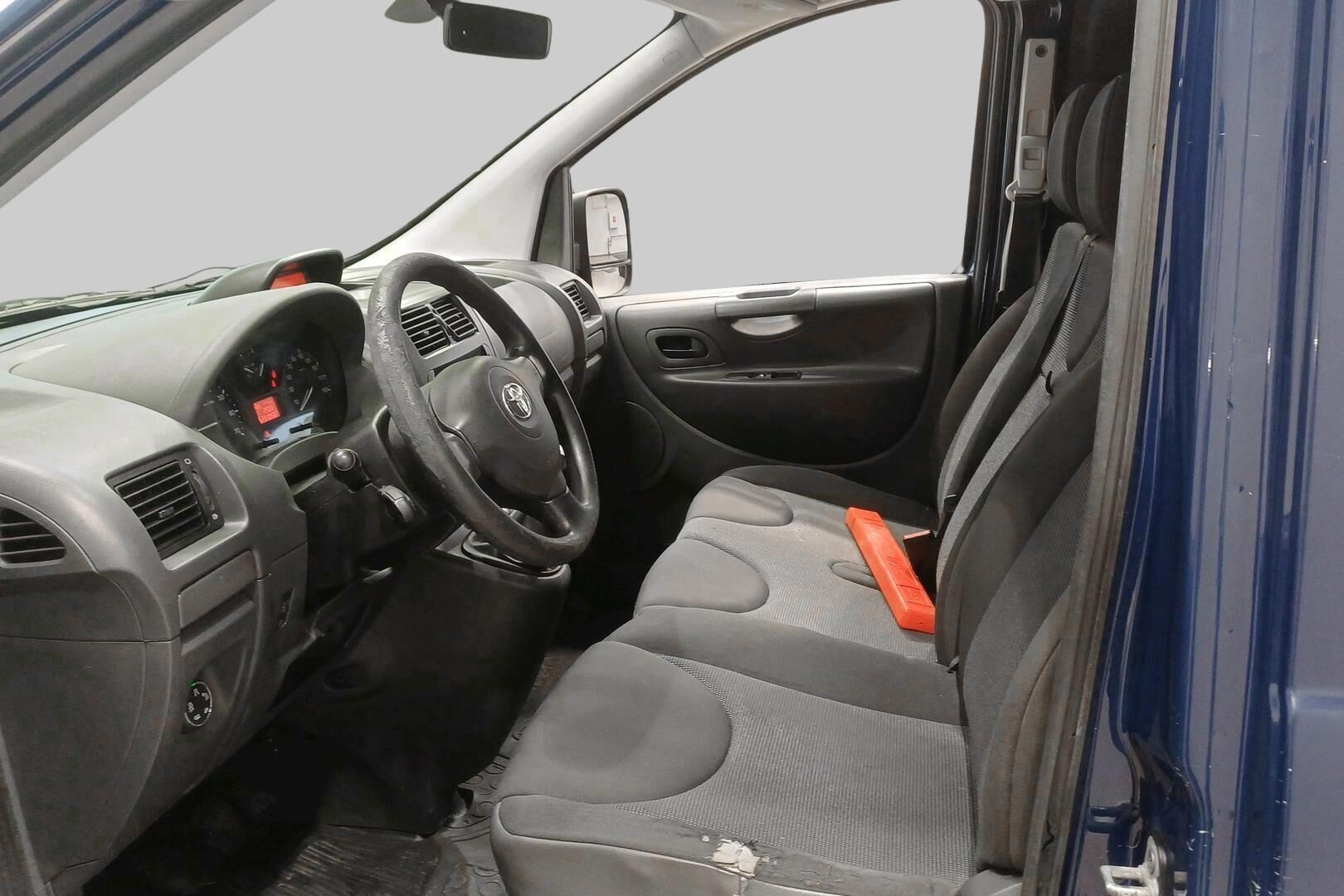 Toyota Proace iso kuva 8