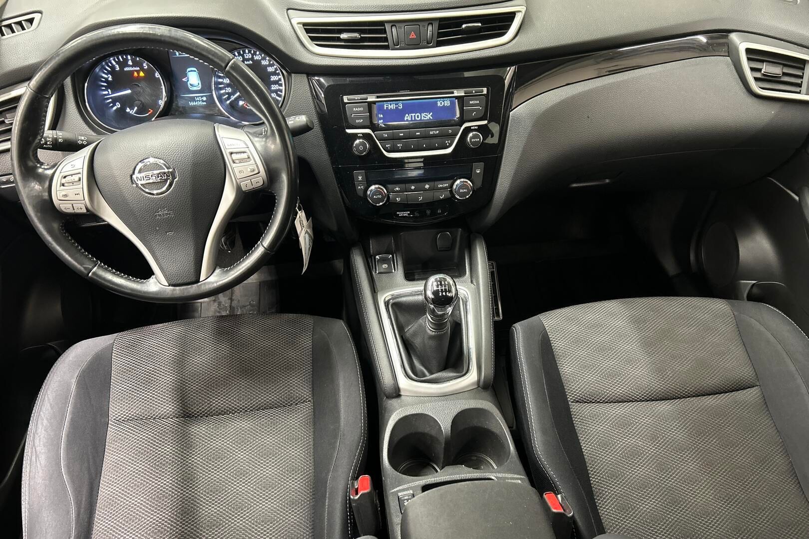 Nissan Qashqai iso kuva 10