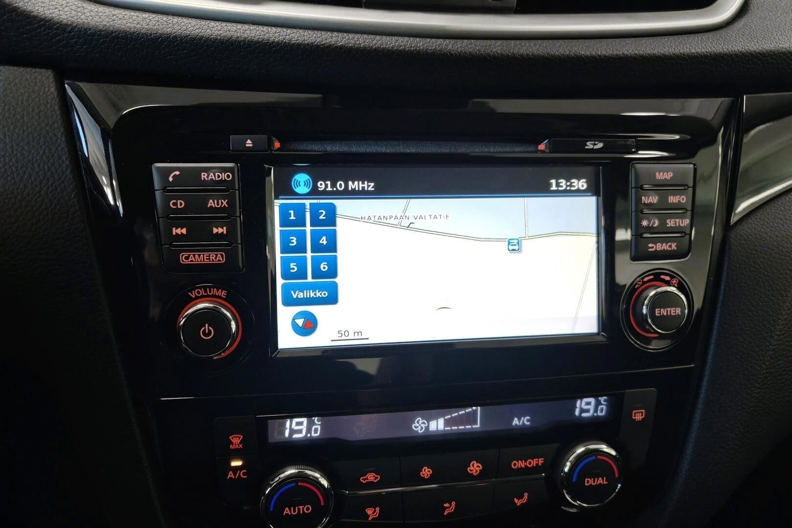 Nissan Qashqai iso kuva 9