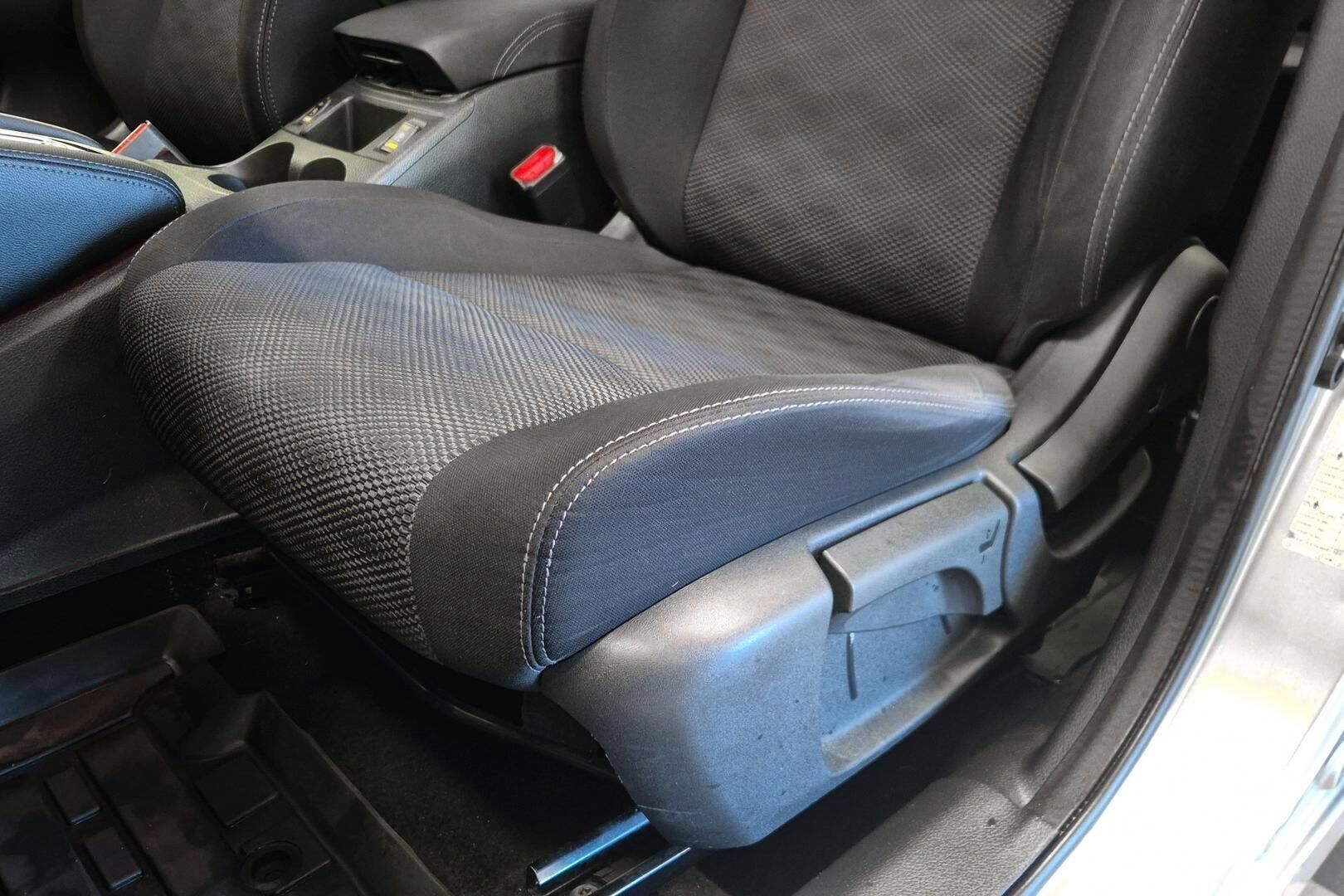 Nissan Qashqai iso kuva 14