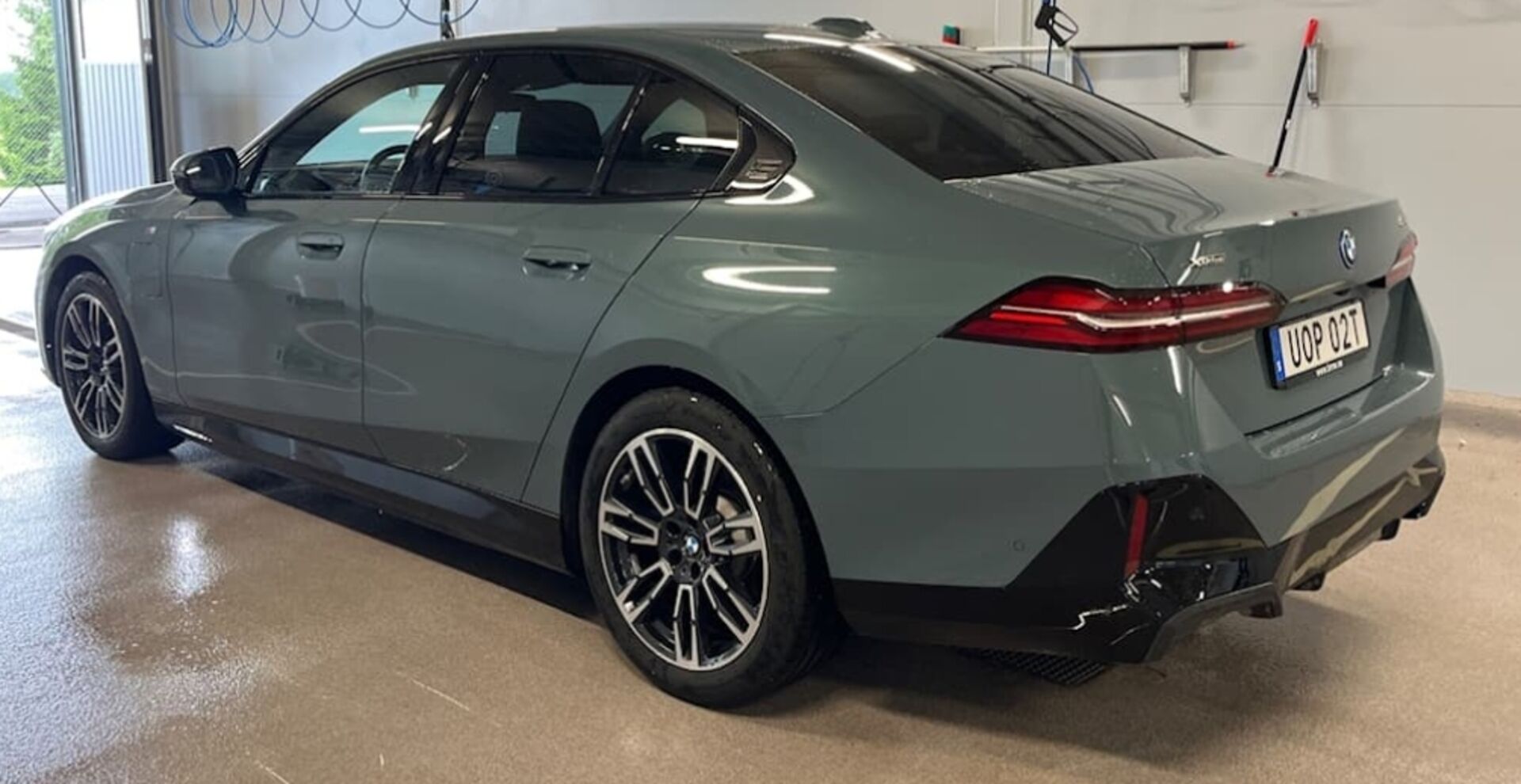 BMW 5-SARJA iso kuva 1